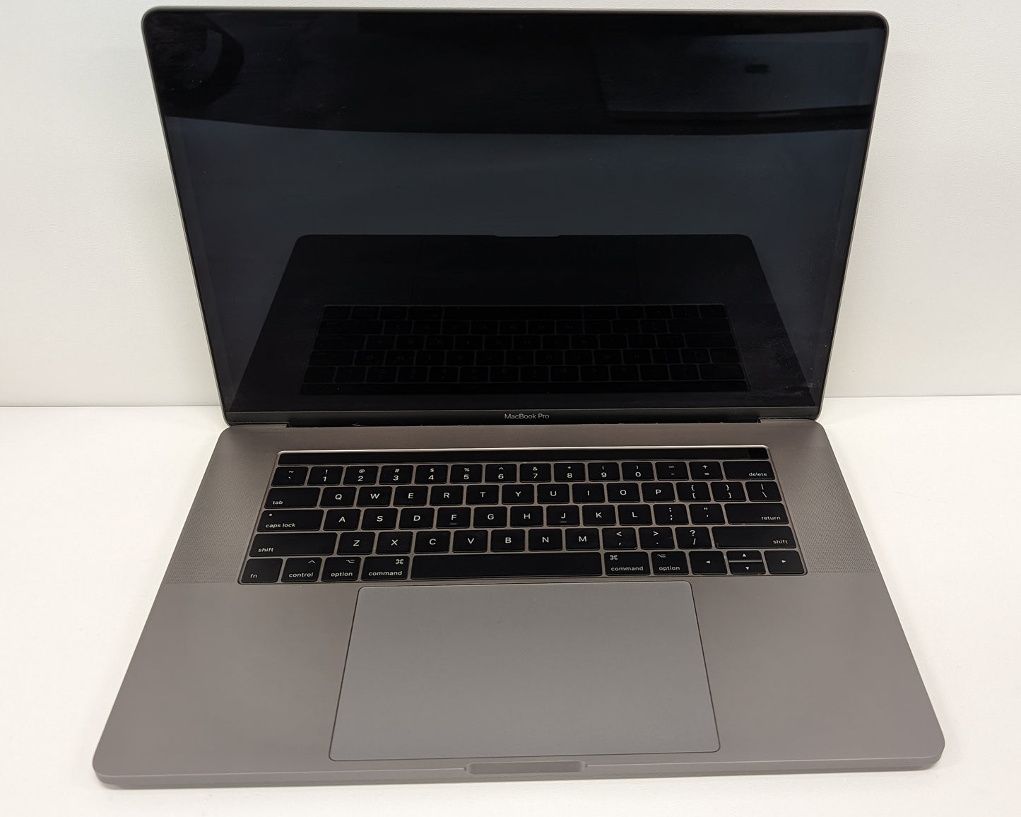 Apple MacBook Pro Laptop - A1707